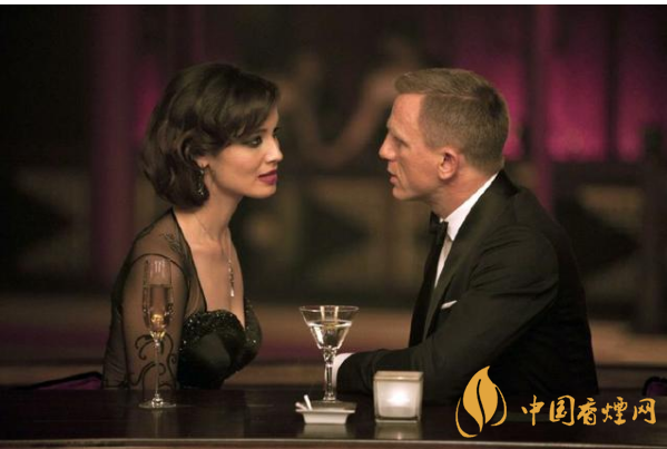 martini怎么調 邦德馬天尼雞尾酒配方