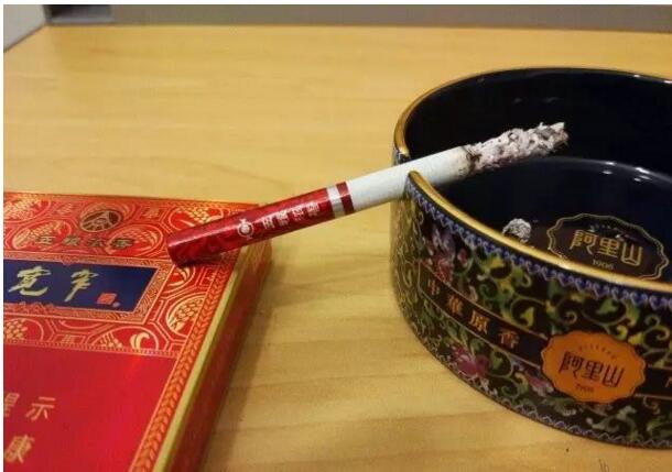 寬窄五糧濃香，香煙邂逅五糧液你值得擁有