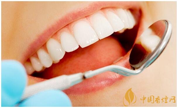 抽煙牙齒黃怎么變白，快速去除煙漬小妙招