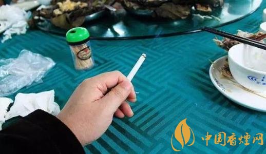 飯后抽煙危害更大嗎，飯后抽煙為什么舒服